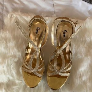 Size Gold Heel